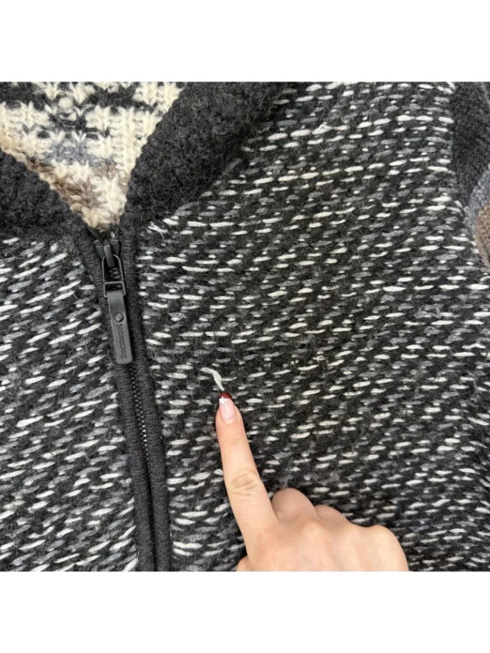 Smartwool Sweater Womens Medium Gray Stripe Aztec V Neck 1/2 Zip Knit Pullover